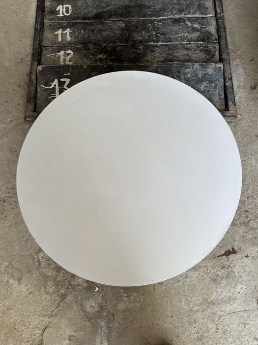 Продается журнальны стол