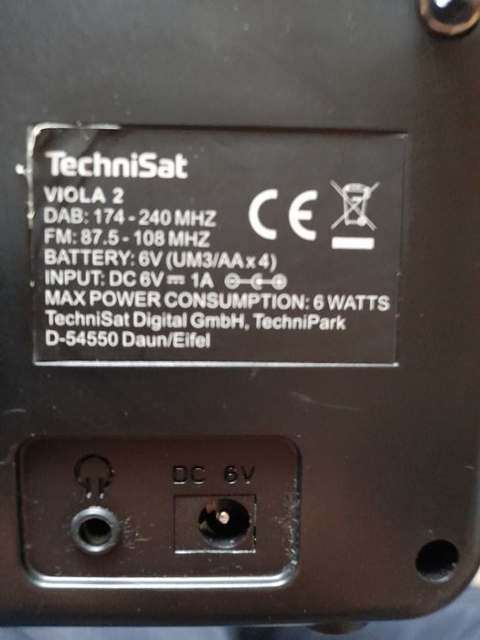 Vind radio portabil și la curent Technisat viola 2