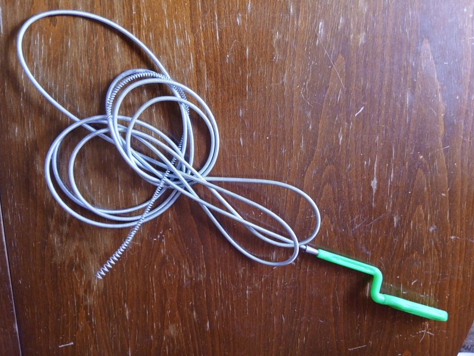 Пружина за почистване на канали