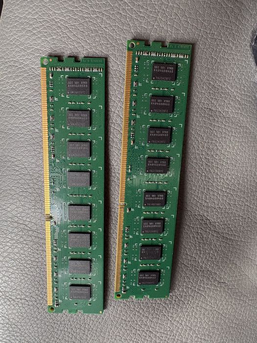 Рам памет ddr3 2x8gb