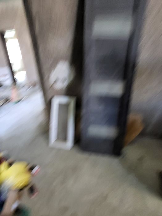 ЕСІК форточка линолиум бар