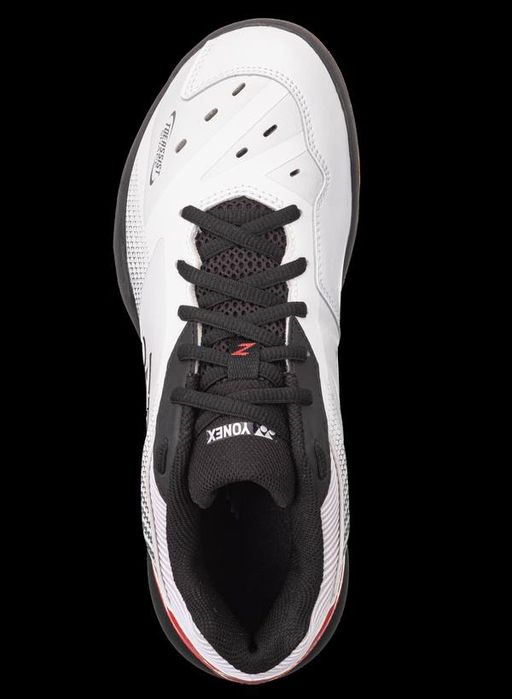 Топовые кроссовки Yonex для бадминтона