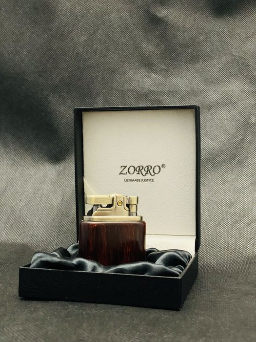 Керосиновая зажигалка оригинальный бренд ZORRO