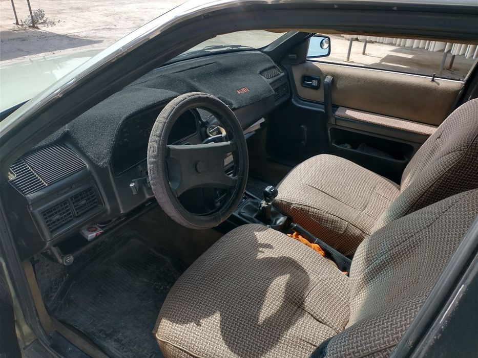 Продам Ауди 100 С3 не спеша