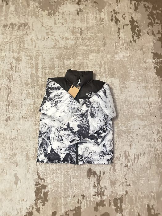 ——REDUCERE—— Geaca The North Face Marime M,L