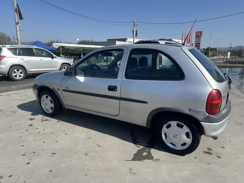 Opel corsa 1.2  16v
