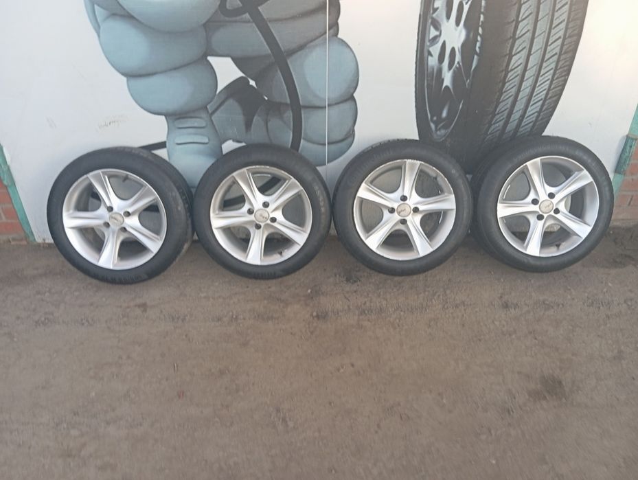 Диски с резиной на ВАЗ