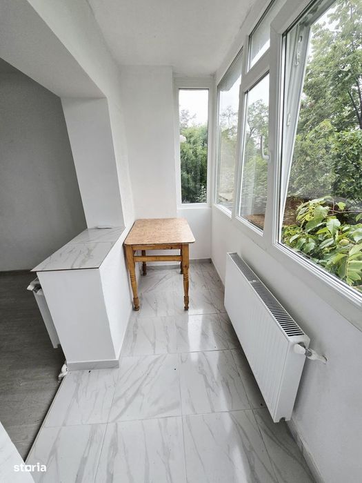 Apartament cu 2 camere decomandat Nicolina-Pizza Nico, Renovat, Etaj 2