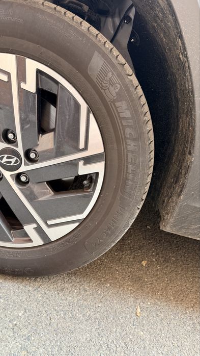 MICHELIN Prumacy 4 215/65/17 DOT 1625