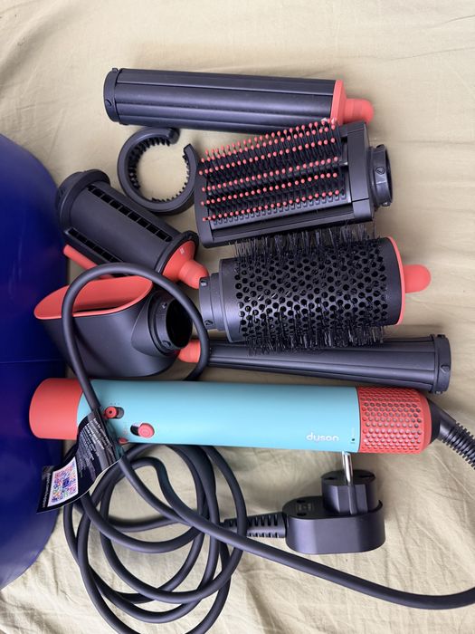 Дайсон оригинал в идеальном состоянии!