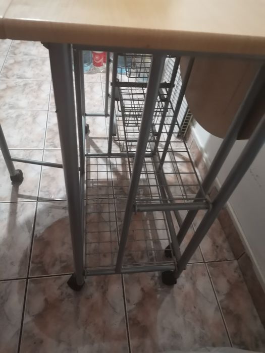Masa de bucătărie