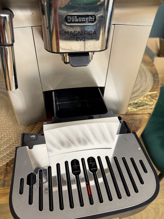Espressor Delonghi Magnifica Evo