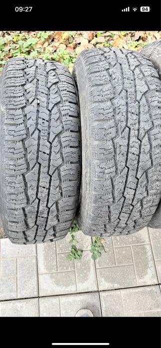 Nokian 235/65/17