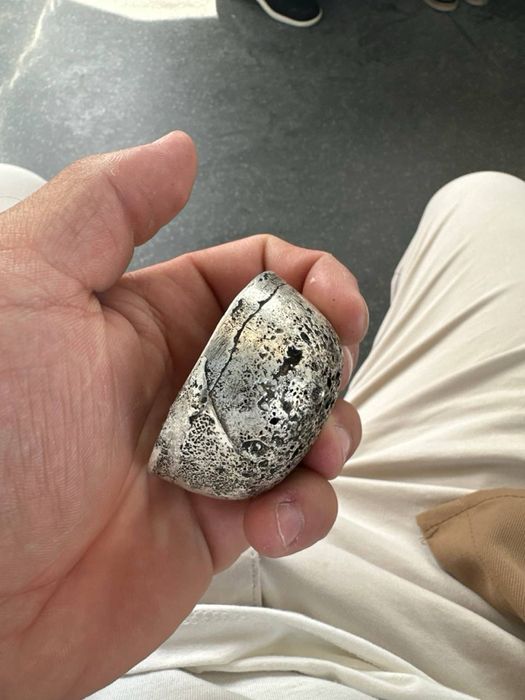 Yombi, tanga qadimgi