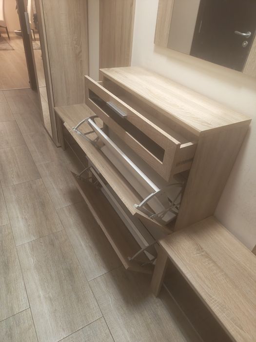 Комплект мебели за антре