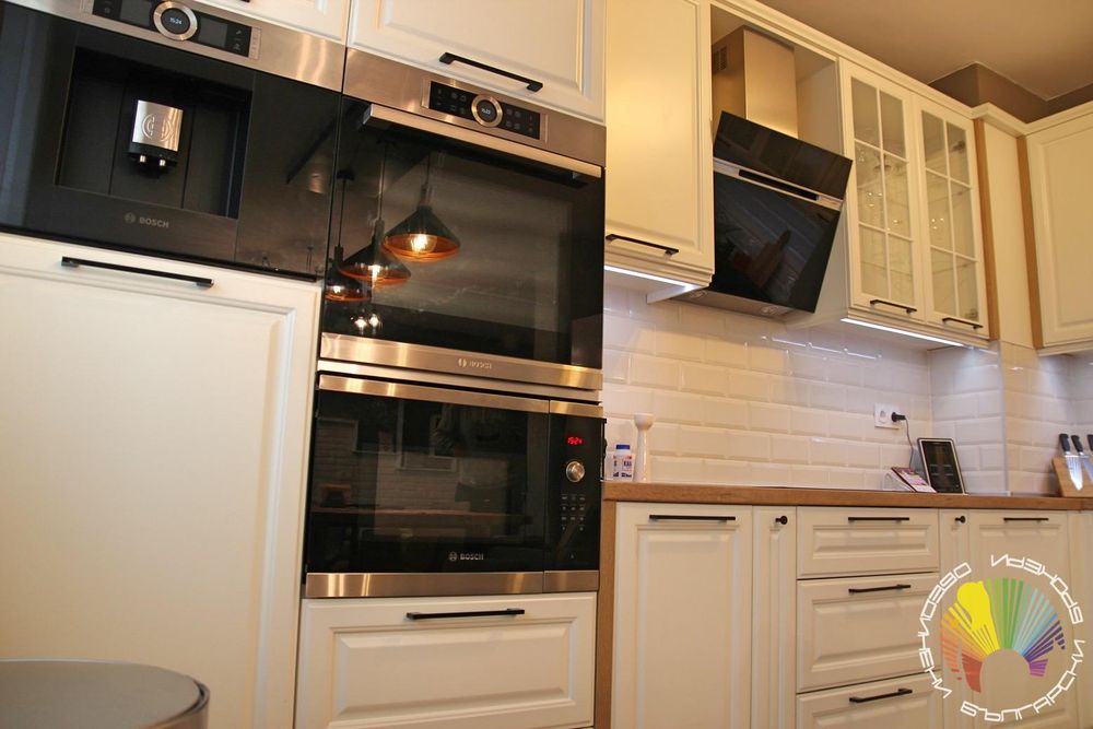 Дава се под наем Тристаен апартамент в Бургас, Център - 124 кв.м за 1122 € - Снимка #5