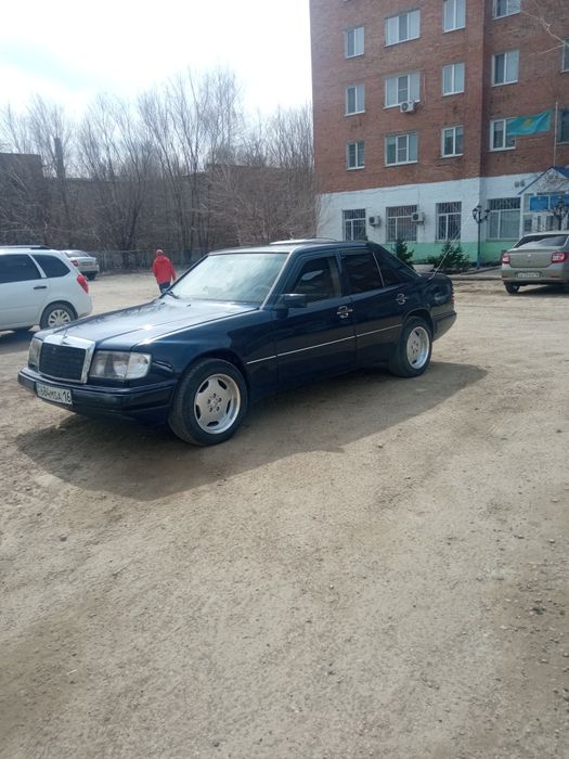 Продам Мерседес 124