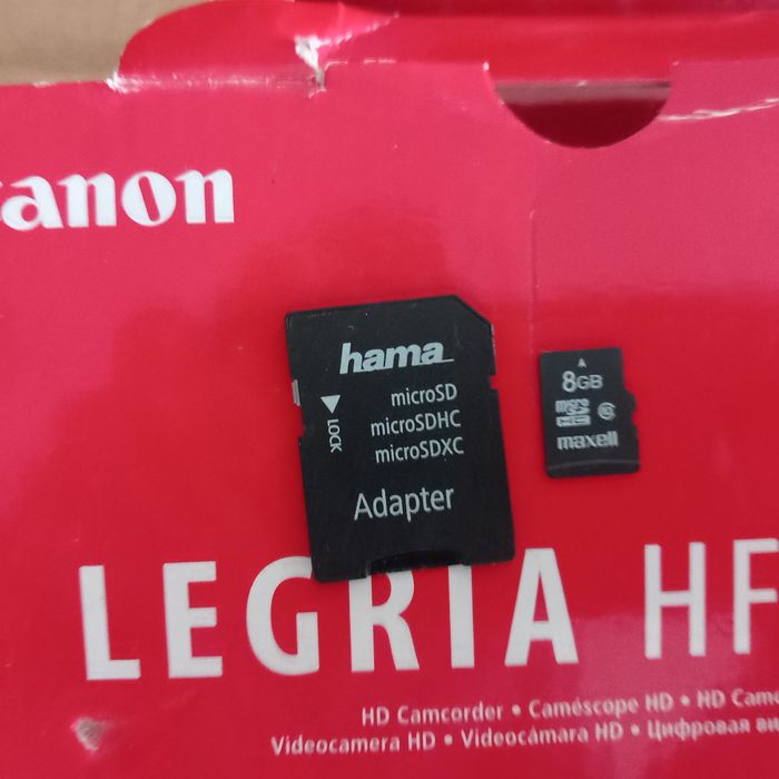 Камера Canon LEGRIA HF R606