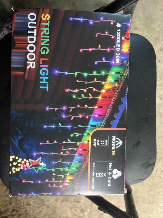 Luminițe de Crăciun pentru exterior, Cortină luminoasă LED