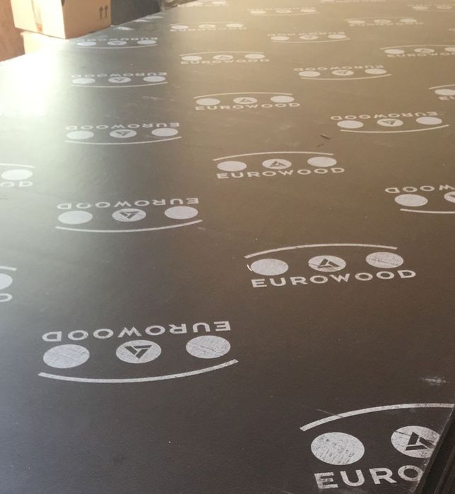 Placaj tego constructii,film/film 4mm x1250x2500  constructii