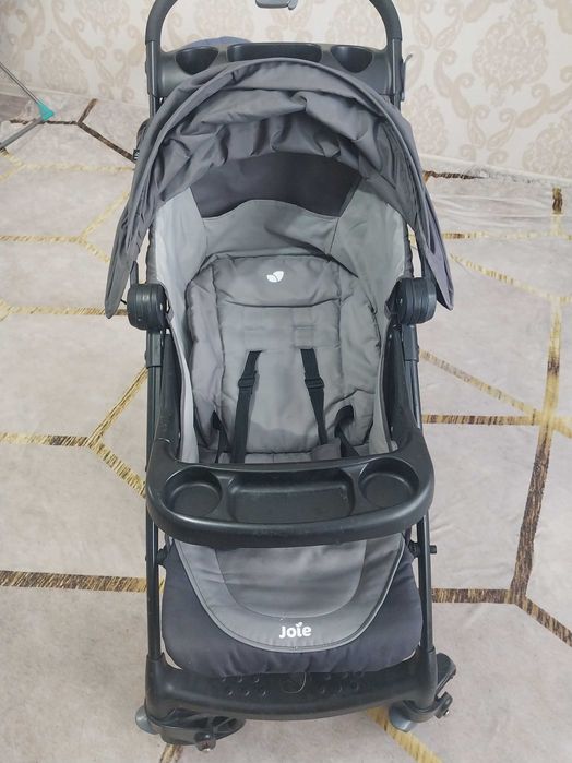 Продаю детскую коляску