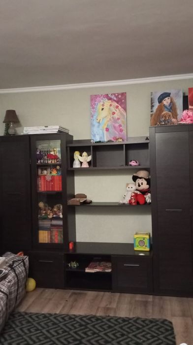 Продается стенка в зал