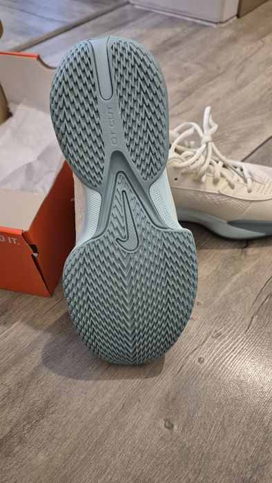 Маратонки Nike Air Zoom G.t. Cut