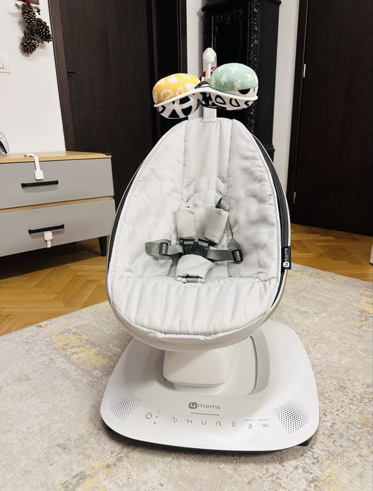 Leagăn electric 4moms MamaRoo 5.0 – Classic Grey