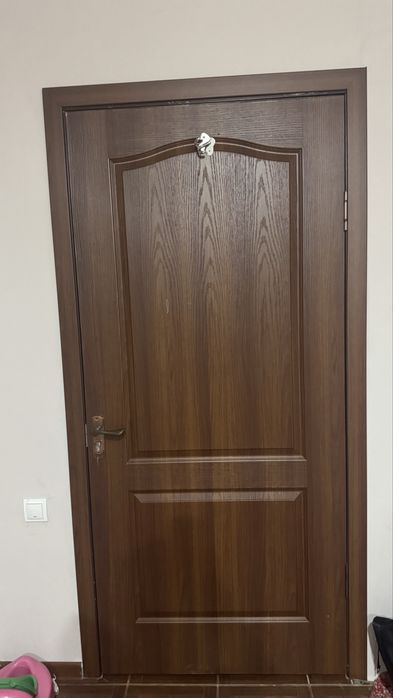 Продам межкомнатные двери