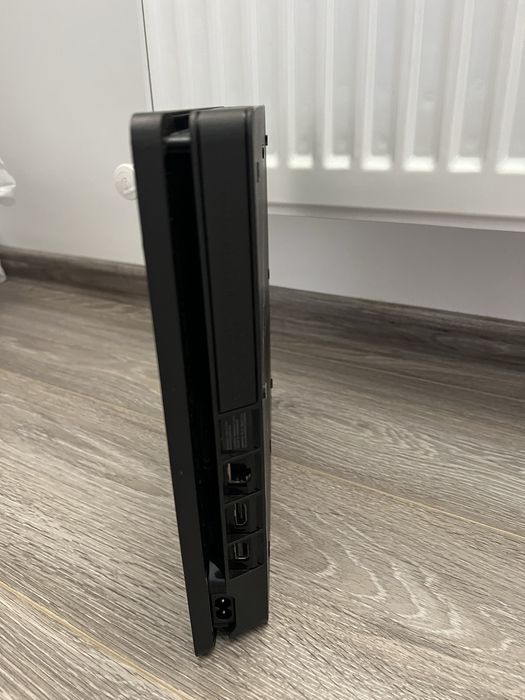Schimb ps4 cu un iphone 12pro 13 simpul