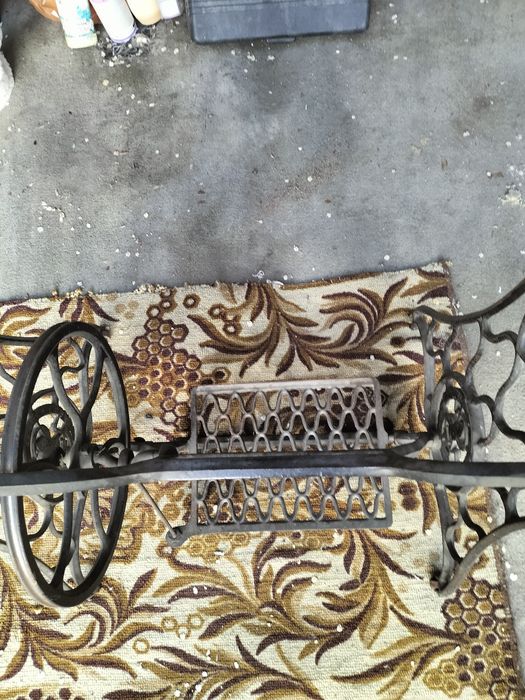 Продам чугунную станину