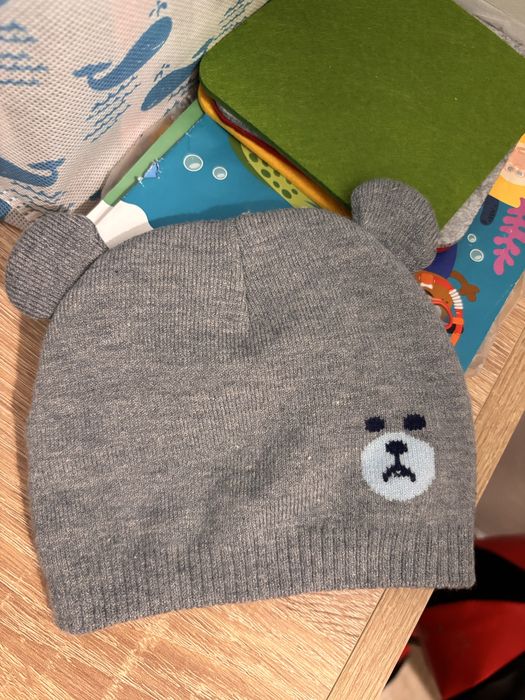 Продам шапку и снуд новое