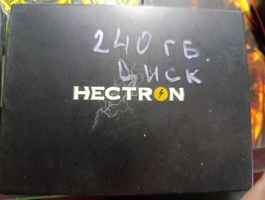 Жёсткий диск  SSD