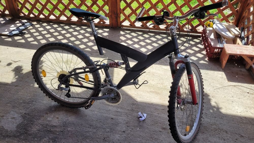 Vind bicicleta cu roti pe 26