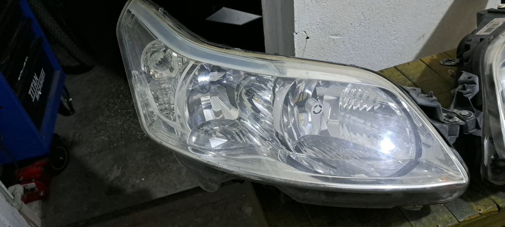 Фарове за Citroen C4