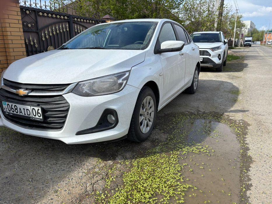 Продам машину шевроле