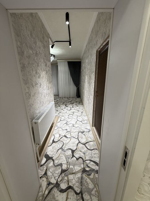 Экскаваторный томонда 4 хонали квартира сотилади. Очиқ жойи билан.