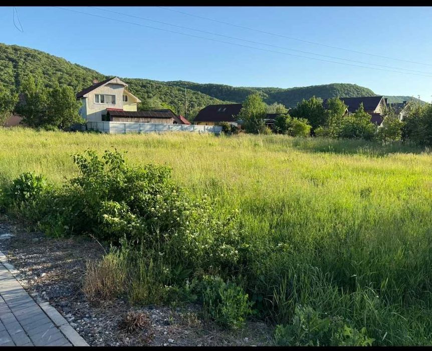 Teren intravilan de vanzare 1373mp Viile Dejului str Somcutului