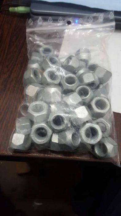 Piulite,prezoane, jante tabla Ford Volvo Mazda Mitsubishi Kia Rover