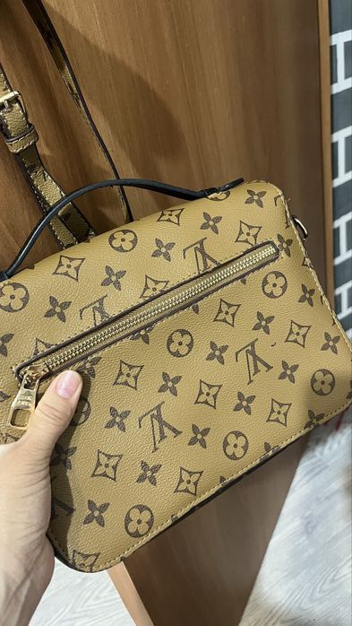 Продам сумку б/у