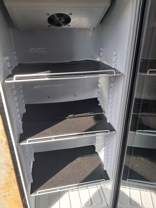 Холодильник для напитков