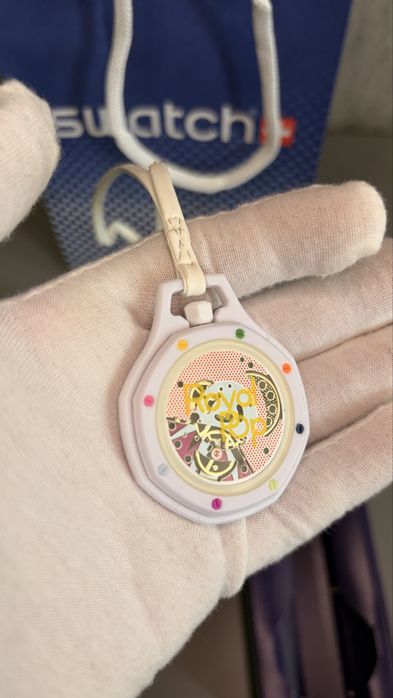 Часовник Swatch x Audemars Piguet “Royal Pop – Huit Blanc”