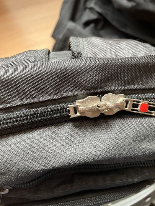 Раница с много разделения