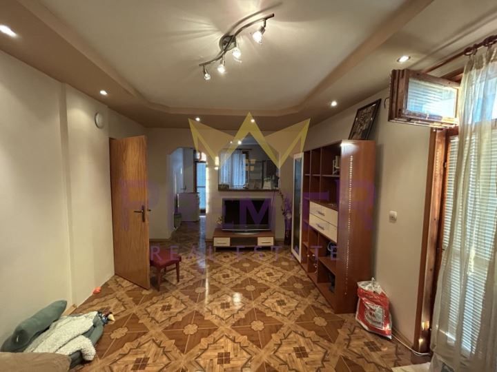 Продава се Къща в с. Кошарица, Област Бургас - 299 кв.м за 970 €/кв.м - Снимка #2