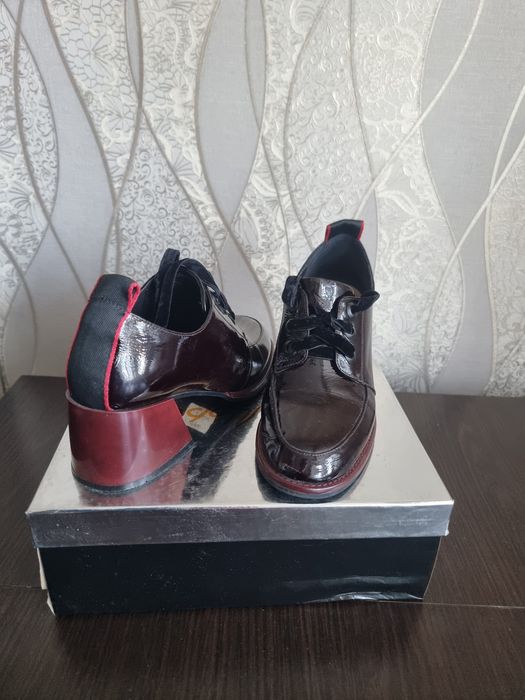 Продам НОВЫЕ туфли. 37 размер