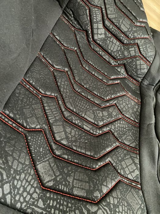 Huse auto universale