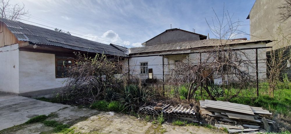 Продаётся земля (участок). 5 соток..!