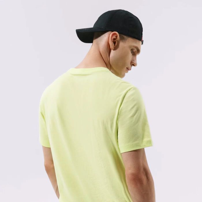 Тениска Nike      .