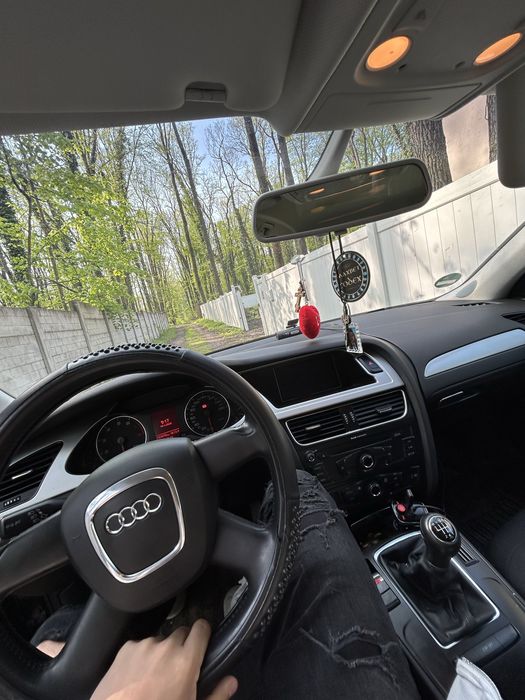 Audi A4 Avant 2009 benzină, 4.300 € — imagine 5
