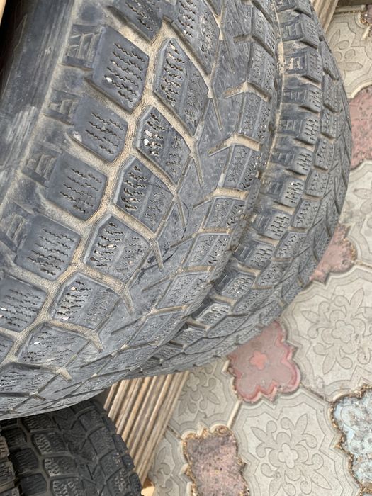 Продам зимние шины